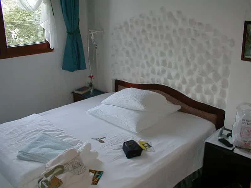 4. The "They Change the Sheets" Assumption Is Wishful Thinking (Bill Ward's Brickpile, Flickr, CC BY 2.0)