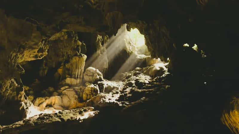 The Cave That Shouldn't Have Crocodiles in It (Image Credits: Unsplash)