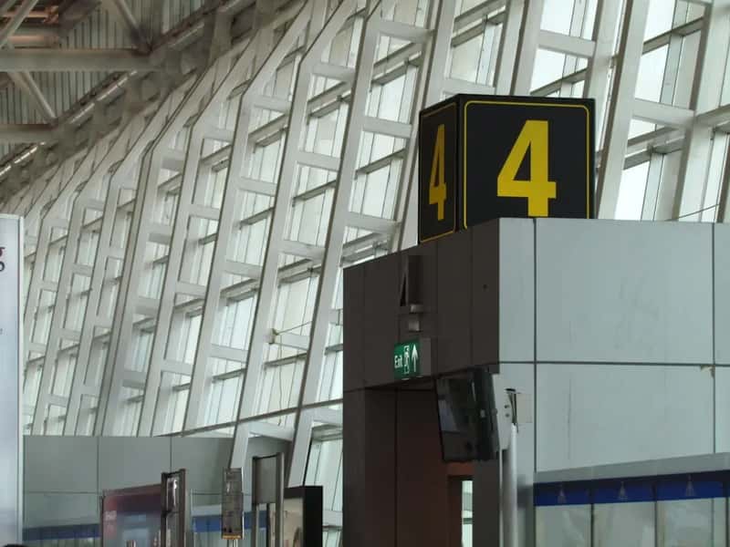 #3 - Arriving Late to a Boarding Gate Can Cost You the Seat for Good (Image Credits: Unsplash)