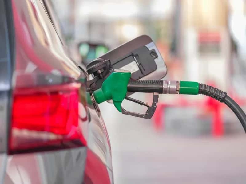 3. The Prepaid Fuel Option (Image Credits: Pexels)