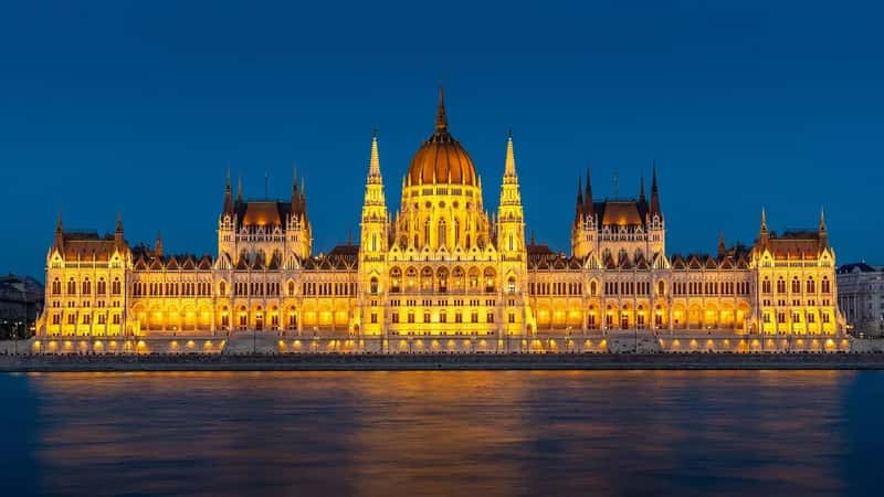 7. Hungary: Political Layers and Cold Shoulders (Image Credits: Pixabay)