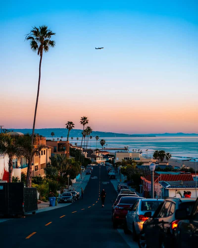 3. Los Angeles, California (Image Credits: Unsplash)