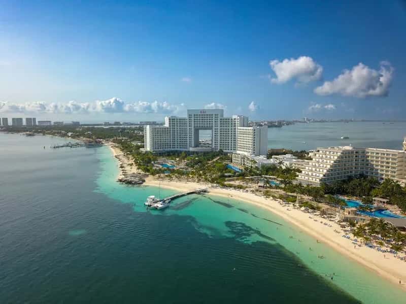 #17 - Cancún, Mexico: The "Paradise" That Topped the World's Most Disappointing List (Image Credits: Pexels)