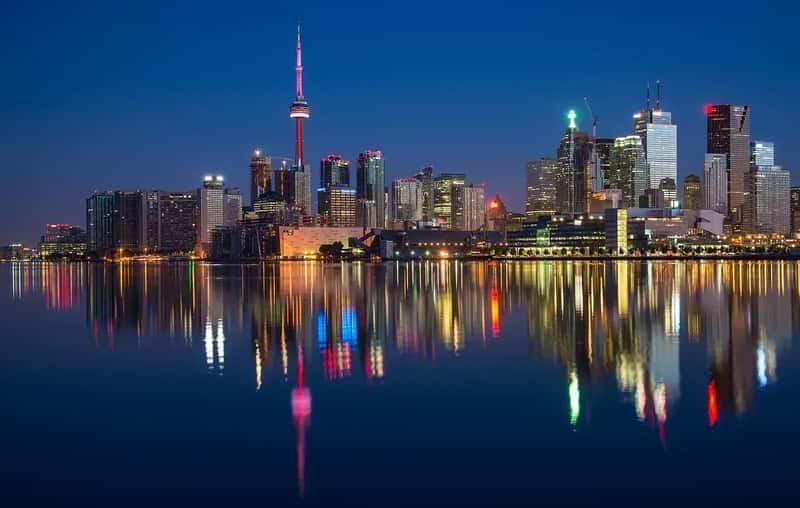 2. Canada: The Friendly Giant (Image Credits: Pixabay)