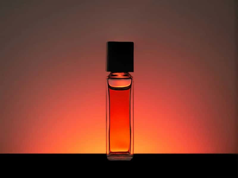 A Perfume Rebuilt From a Single Vial (Image Credits: Unsplash)