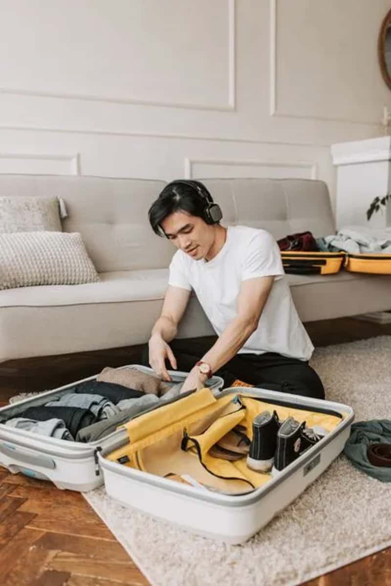 They unpack completely before doing anything else on the ship (Image Credits: Pexels)