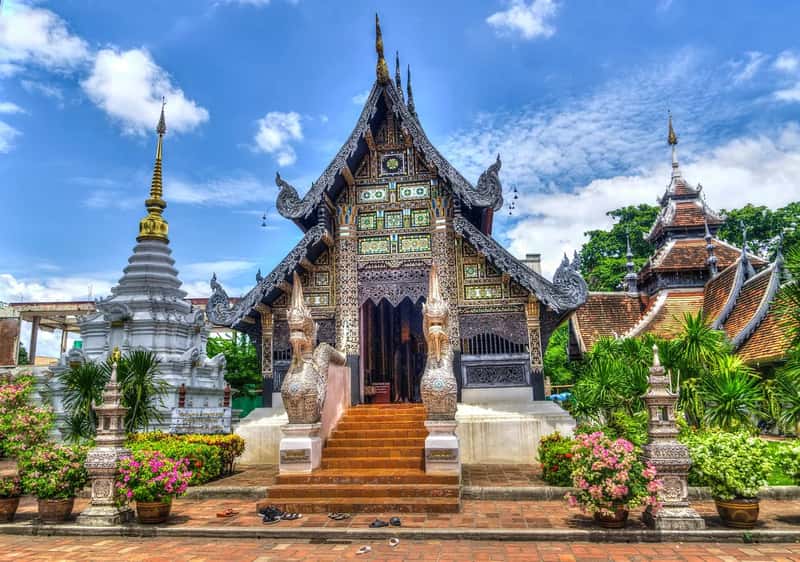 Temples care about your shoulders and knees, not your itinerary (Image Credits: Pixabay)