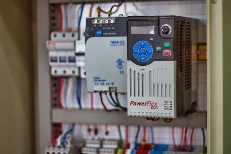 #2 - Outdated Electrical Wiring That's a Fire Waiting to Happen (Image Credits: Pixabay)
