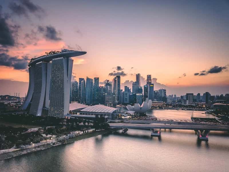 1. Singapore: The City-State With No Winter On The Calendar (Image Credits: Unsplash)