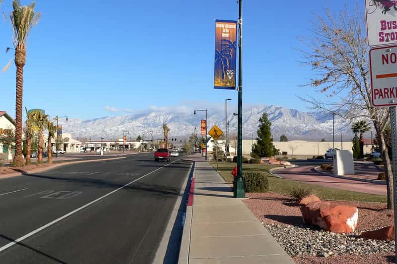 Mesquite, Nevada: Desert Living With Mild Seasonal Shifts (Image Credits: By Stan Shebs, CC BY-SA 3.0, https://commons.wikimedia.org/w/index.php?curid=5950614)