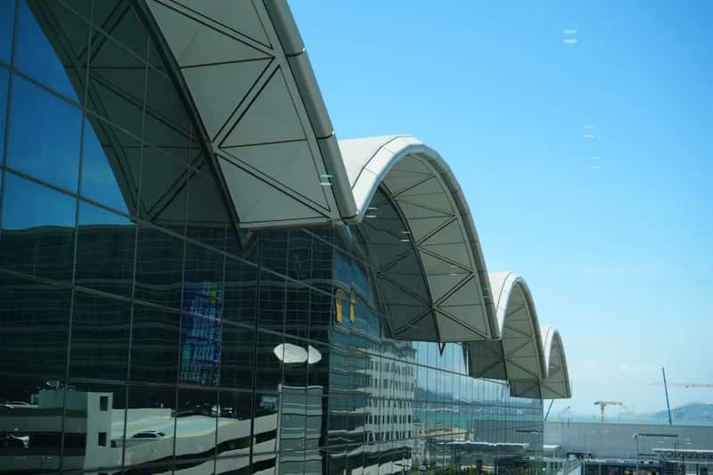 Long-Haul Travelers Are Coming Back Too (Image Credits: Unsplash)