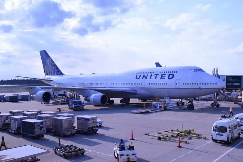 5. United Airlines: Bigger Isn't Always Better (Image Credits: Pixabay)