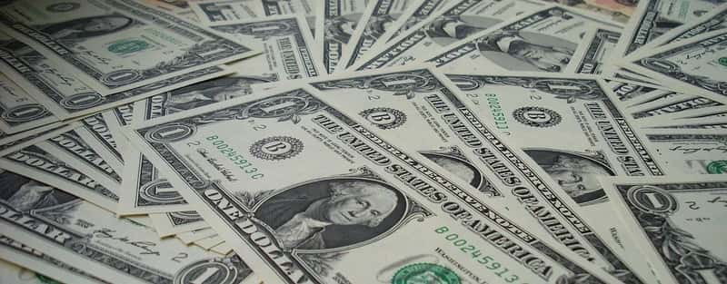 Stretching the dollar overseas (Image Credits: Pixabay)
