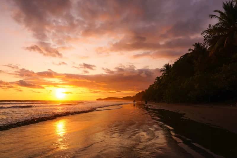 Costa Rica: Pura Vida Living With Guaranteed Sunshine (Image Credits: Unsplash)