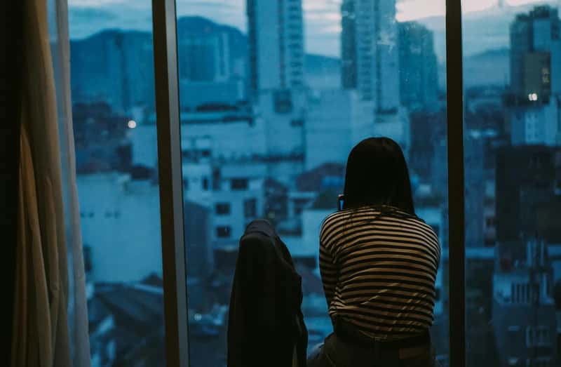 1. The Introvert Hangover You Never Named (Image Credits: Unsplash)