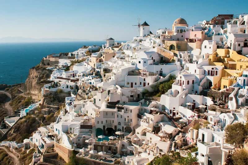 16. Greece: Mediterranean Restraint With Maximum Flavor (Image Credits: Pixabay)