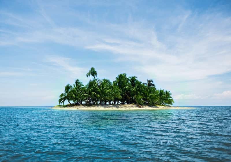 The Caribbean Success Stories: Grenada and Barbados (Image Credits: Pixabay)