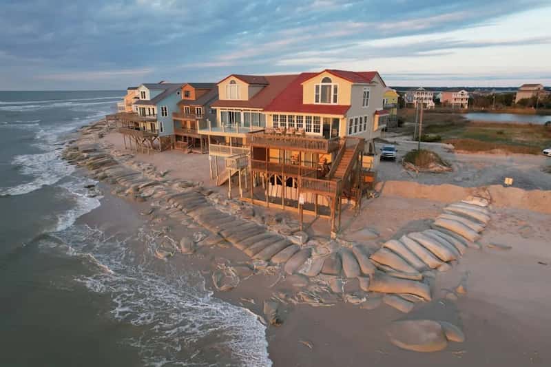 4. Beachfront Property Comes With A Legal Catch (Image Credits: Unsplash)