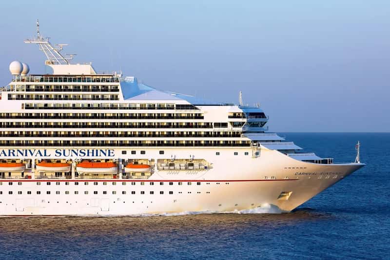 Carnival: Cruise Elegant, With Room to Move (Image Credits: Pixabay)