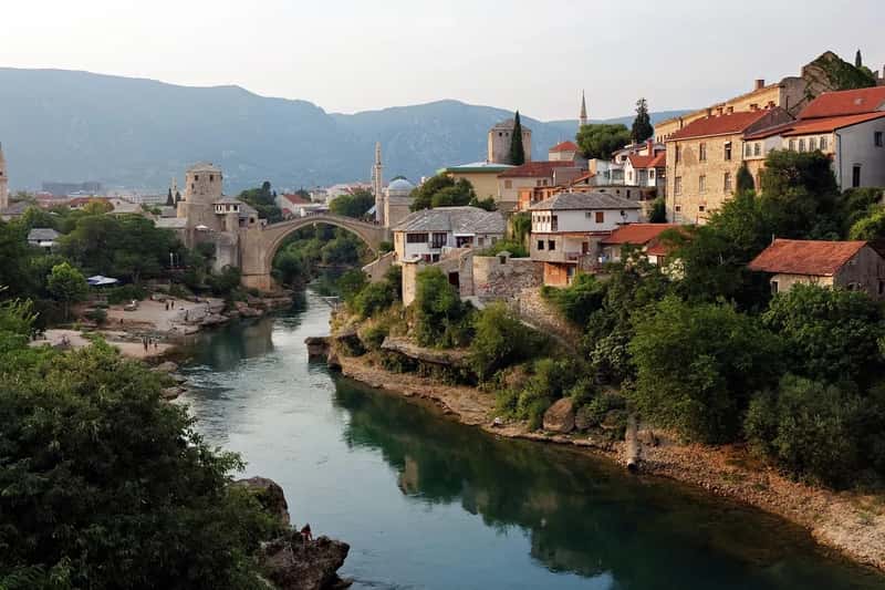 3. Albania's Neighbor: Bosnia and Herzegovina - History That Hits Hard (Image Credits: Pixabay)