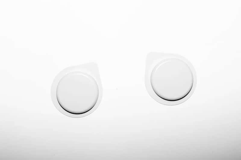 An Eye Mask and Earplugs (Image Credits: Unsplash)