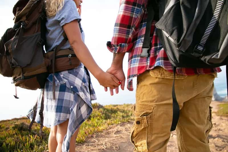 3. Checking in on how she's feeling, not just where they're going (Image Credits: Pexels)