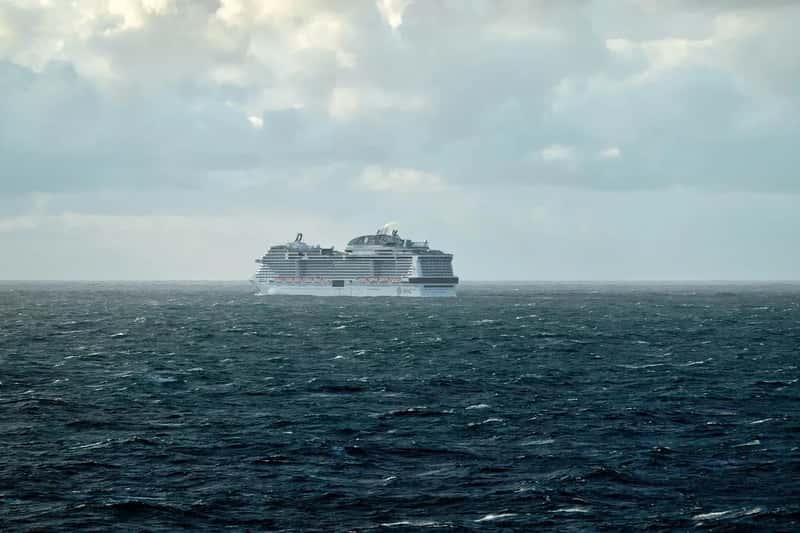 #15 - Ignoring the Difference Between "All-Aboard" and "Sail-Away" Time (Image Credits: Pixabay)