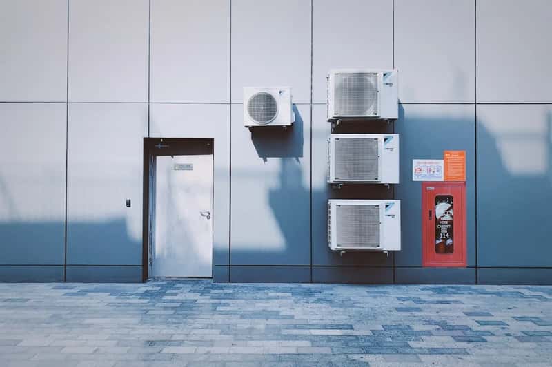4. Air conditioning is the exception, not the rule (Image Credits: Unsplash)