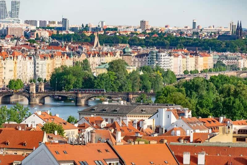2. Prague, Czech Republic (Image Credits: Pexels)