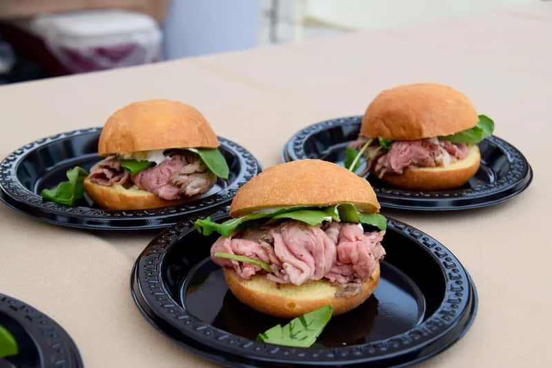 5. Pre-Made Sliders and Mini Sandwiches (Image Credits: Pixabay)