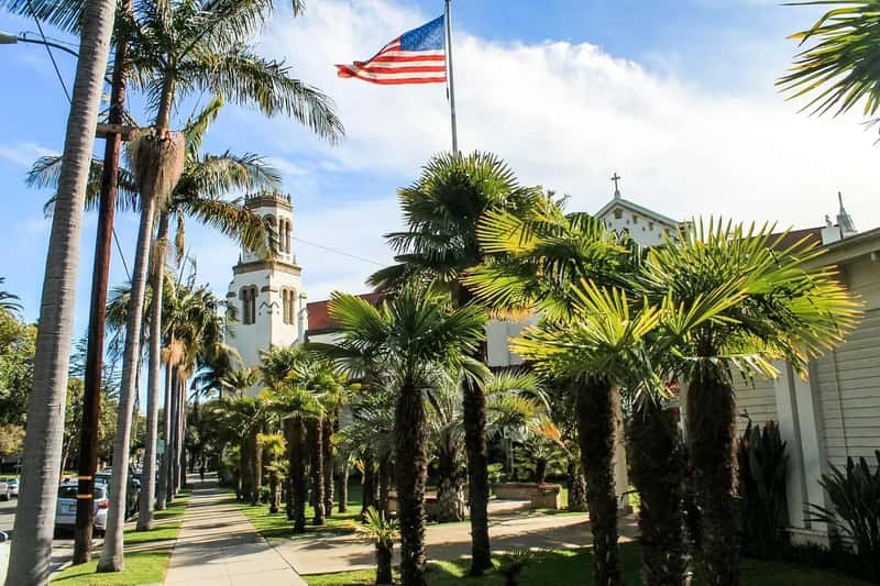 4. Santa Barbara, California - Architecture Built for Walkers (Image Credits: Pixabay)