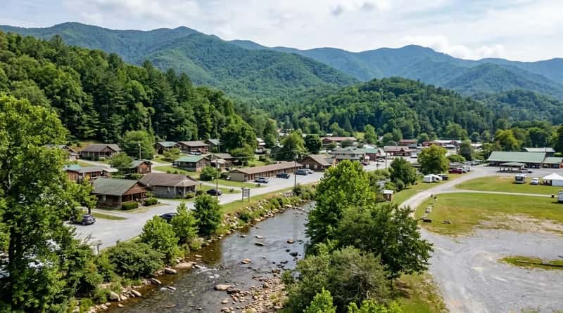 #8 - Maggie Valley: The Old-School Mountain Town Crowds Keep Overlooking (Image Credits: Gemini)