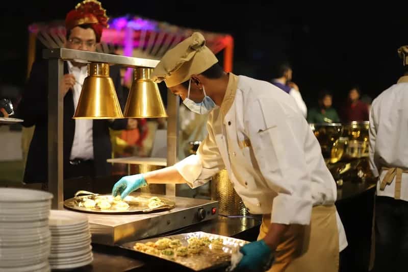 #15 - The Live Cooking Stations Are the Best-Kept Secret on the Ship (Image Credits: Unsplash)