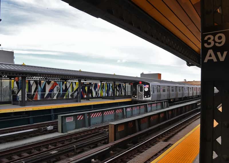 Not knowing the difference between uptown and downtown trains (MTAPhotos, Flickr, CC BY 2.0)