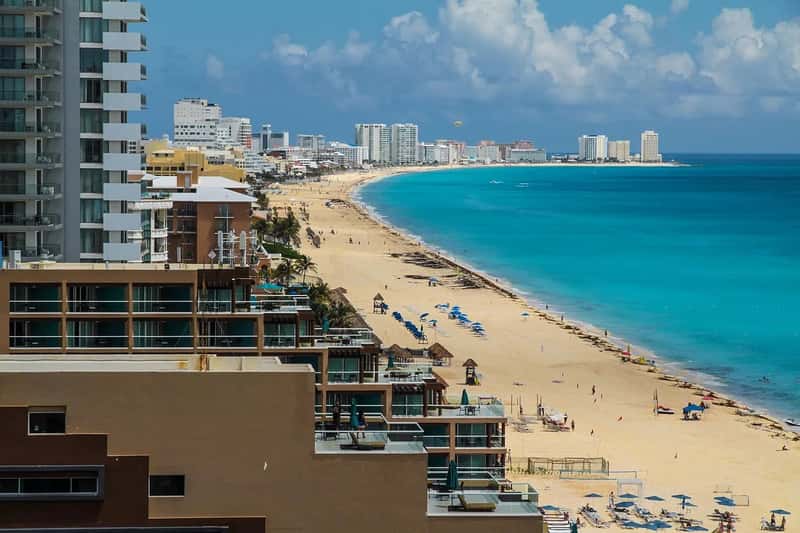Cancún and Mexico City by the Numbers (Image Credits: Pixabay)