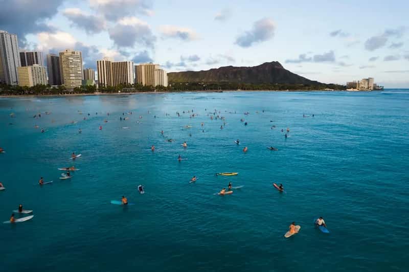 #16 - Waikiki Beach, Hawaii: A Perfect Score - for All the Wrong Reasons (Image Credits: Unsplash)