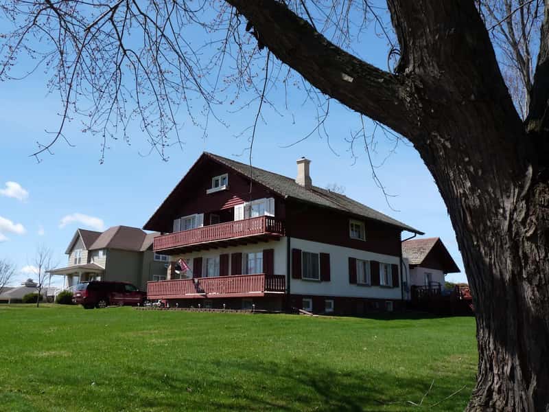 3. New Glarus, Wisconsin: America's Little Switzerland (By Jeff the quiet, CC0)