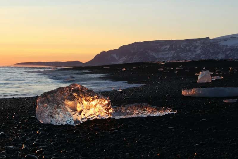 Glacier Country and the Diamond Beach Afternoon (Image Credits: Unsplash)