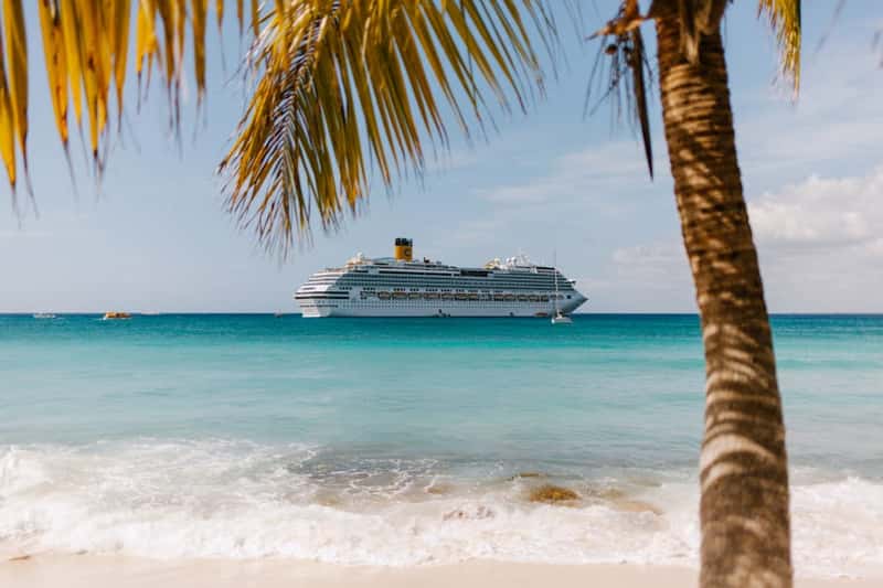Caribbean Cruise Adventures (Image Credits: Pexels)