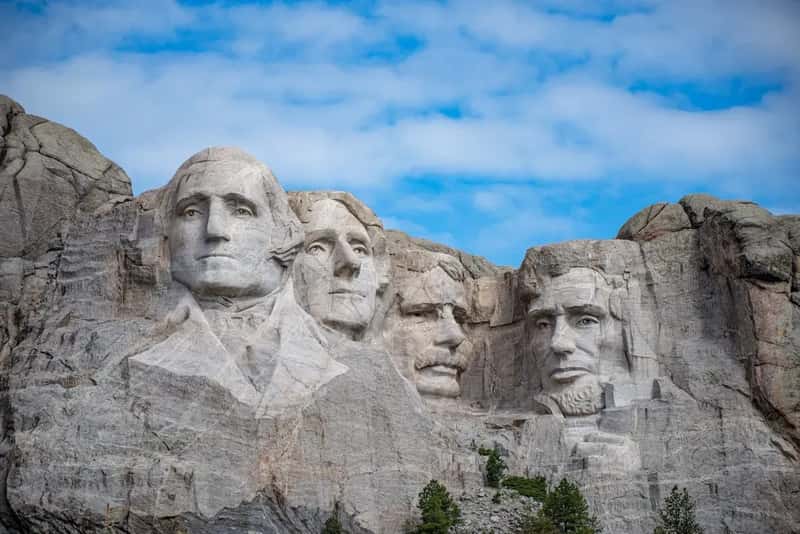 4. Mount Rushmore, South Dakota (Image Credits: Unsplash)