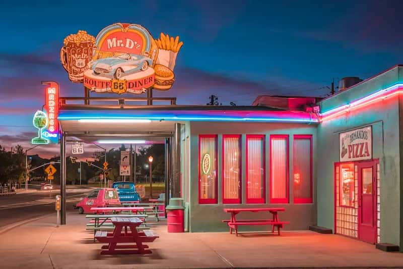 #18: You Ate at Roadside Diners and Howard Johnson's, Not Fast Food Chains (Image Credits: Unsplash)