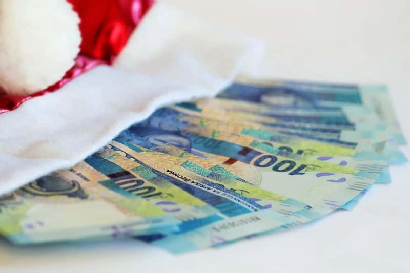 2. Automatic gratuities can be adjusted, but they're rarely eliminated for free (Image Credits: Pixabay)