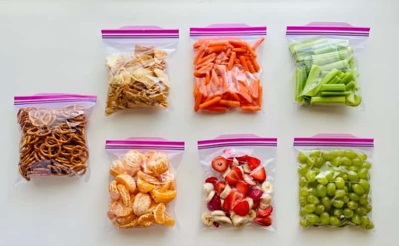 Snacks That Won't Make a Mess (Image Credits: Pexels)