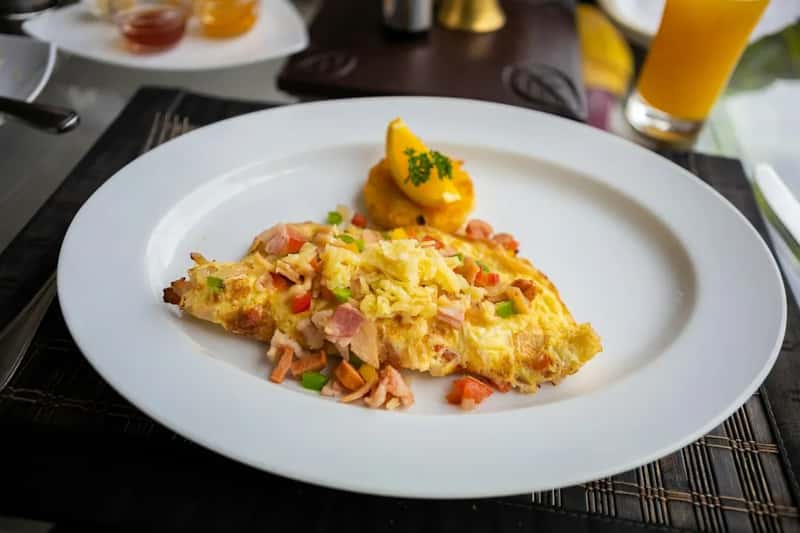 Crab Omelette at Jay Fai (Image Credits: Unsplash)