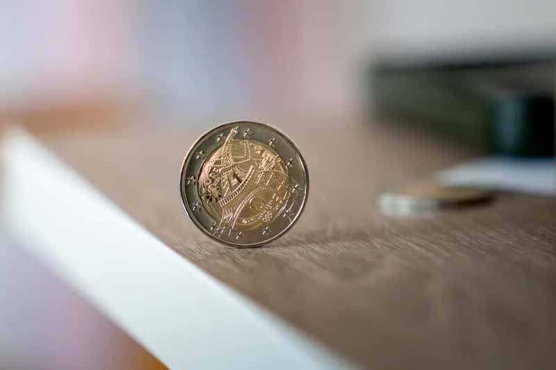 Do carry some cash even in a card-first city (Image Credits: Unsplash)