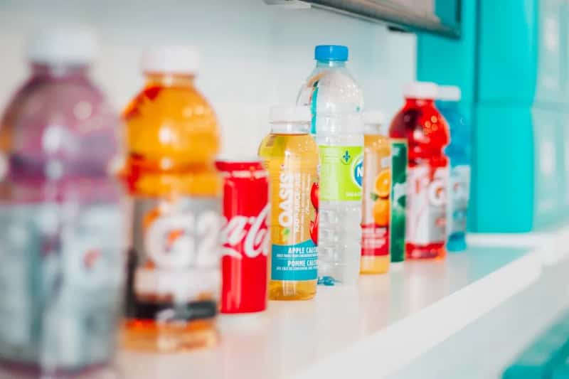 5. The free refill expectation (Image Credits: Unsplash)