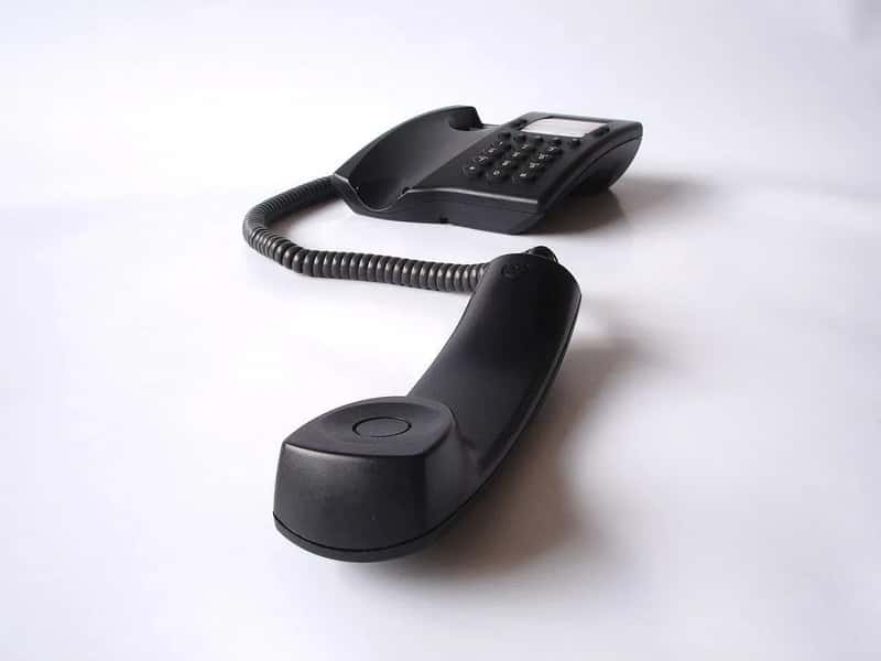 #11 - A Corded Phone That Physically Tethered You to the Wall (Image Credits: Pixabay)