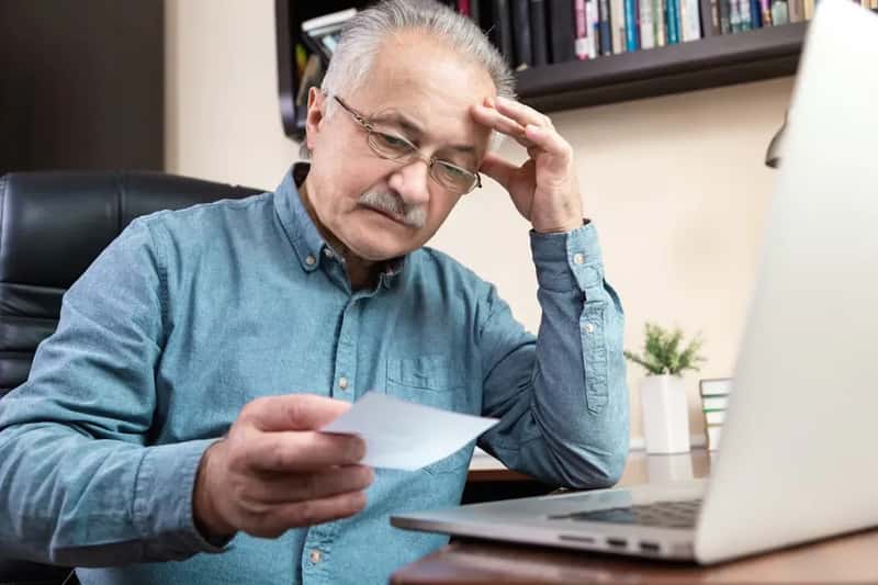 8. Consumer Fraud Targets Retirees at Alarming Rates (Image Credits: Unsplash)