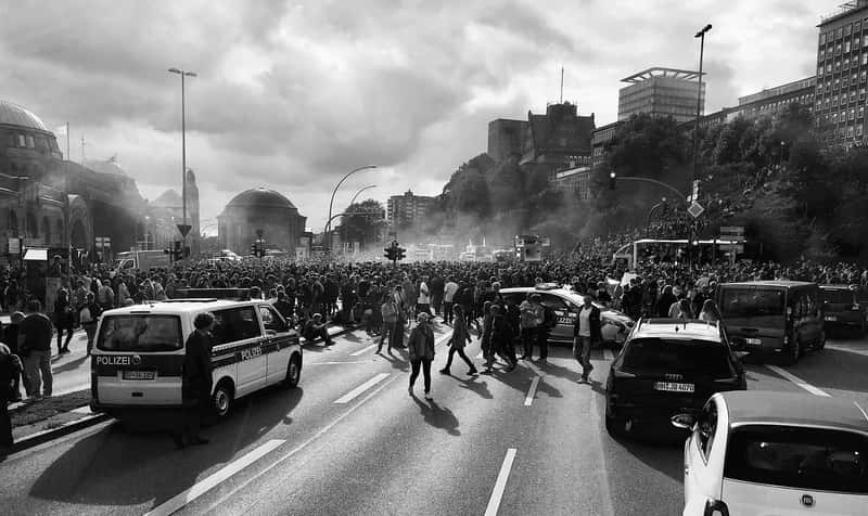 Downtown curfews, protests, and a city under a different kind of pressure (Image Credits: Pixabay)