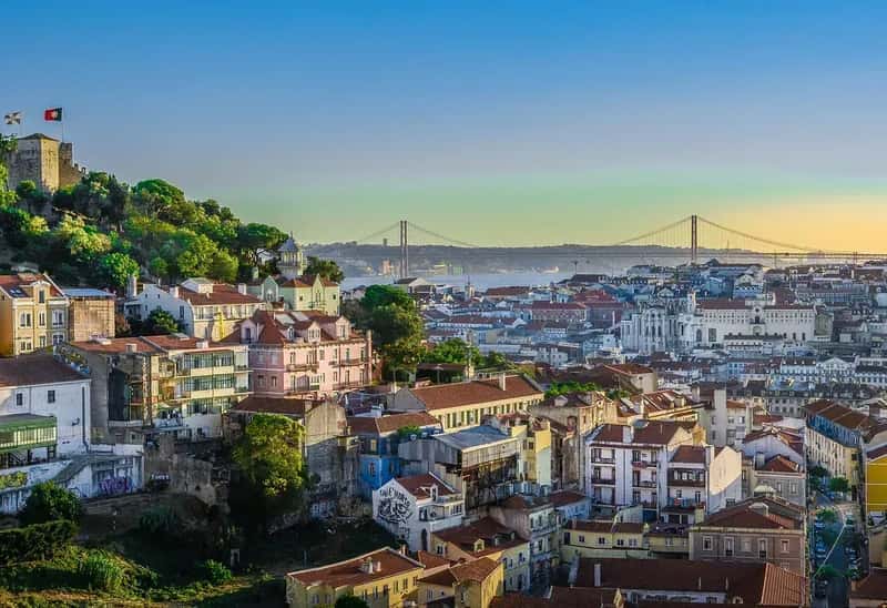 Portugal: European Elegance on a Modest Check (Image Credits: Flickr)